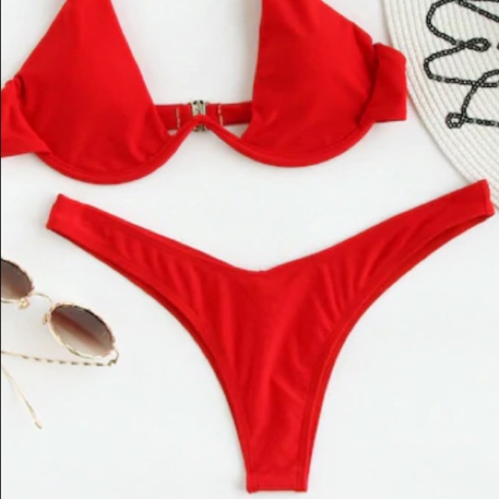High leg bikini